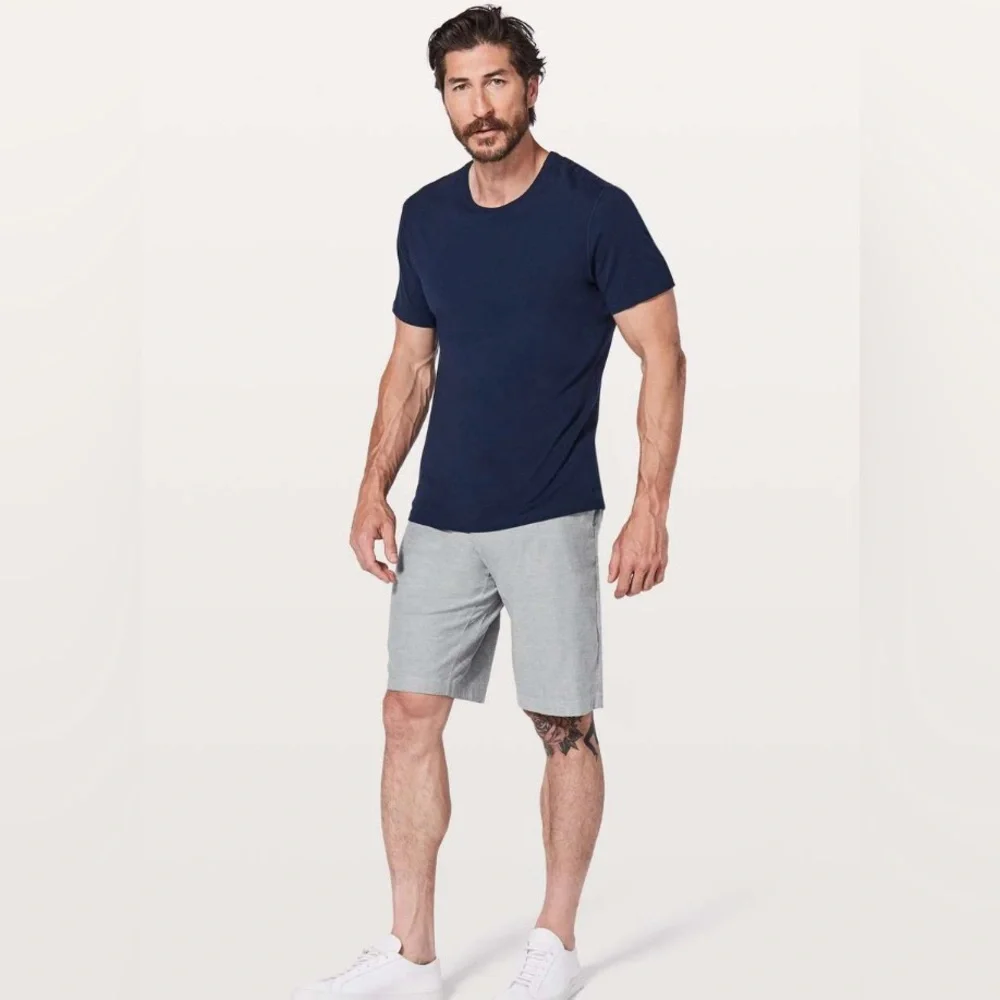 Lululemon Commission Relaxed Short Qwick Oxford Light Gray Sz 36 Flat Front